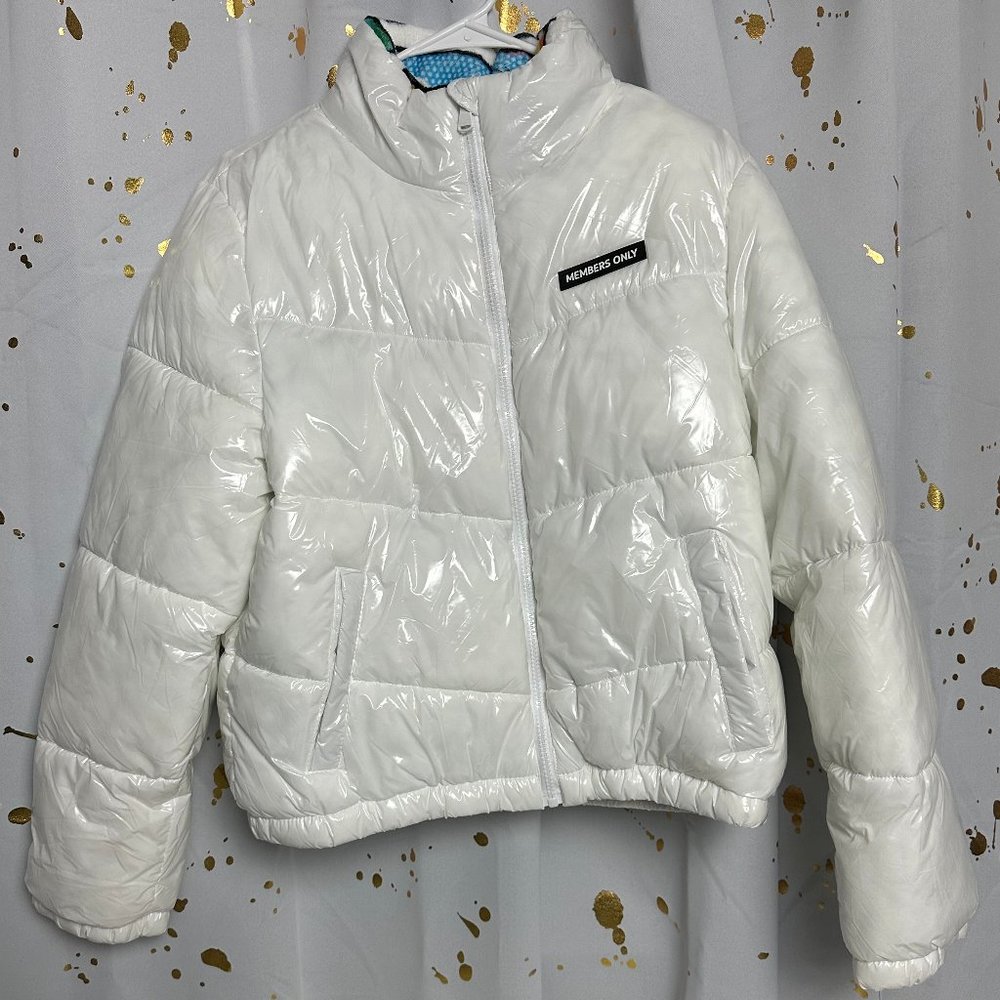 Members Only Hi-Shine Looney Tunes Lining Jacket Sz: L